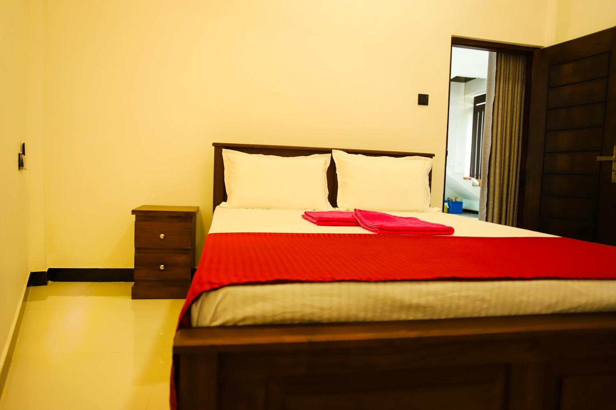 One 8 Mirissa Apartment Екстериор снимка